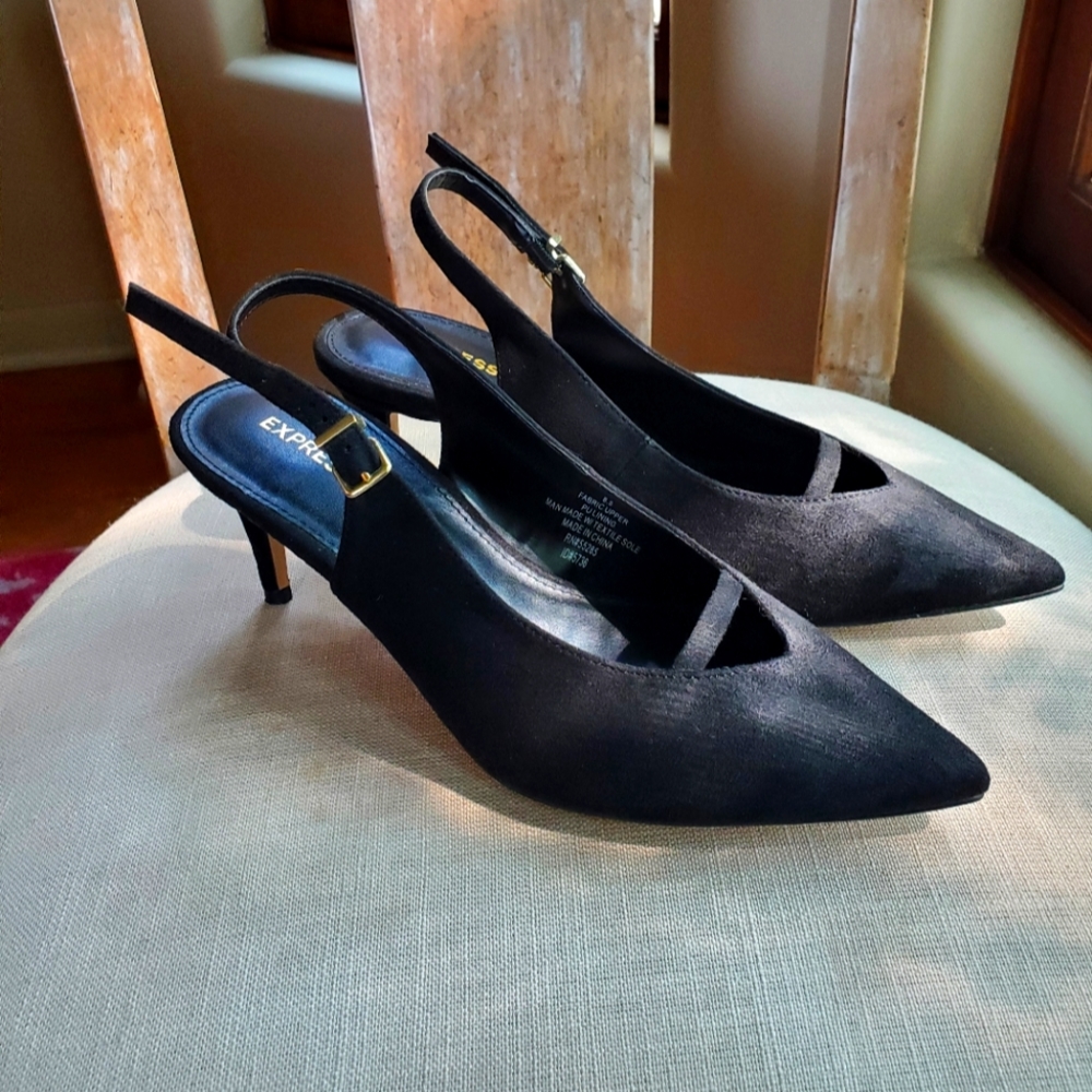 Black Express Kitten Slingback Heel Size 8.5